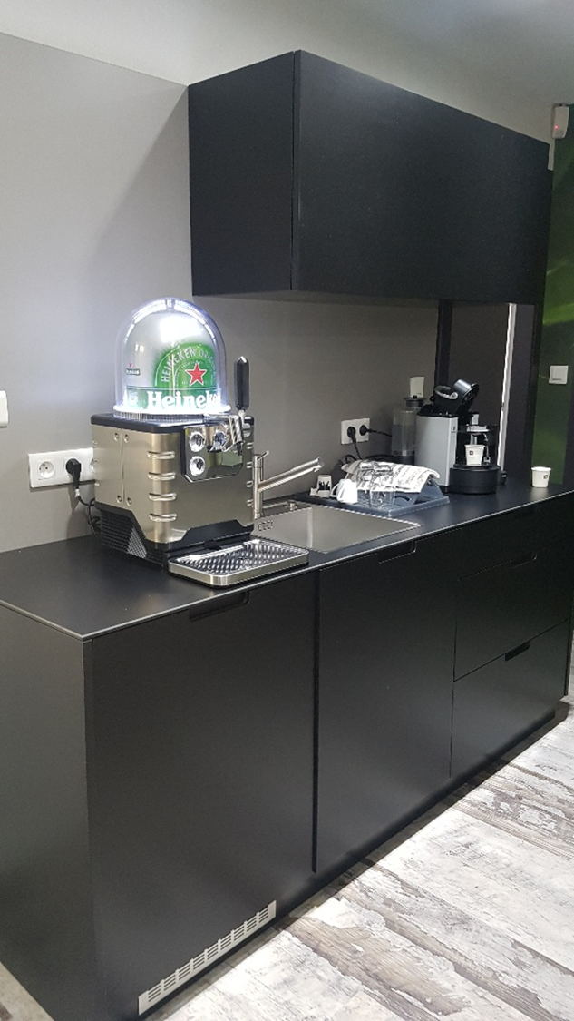 Quels sont les crit&egrave;res essentiels pour am&eacute;nager une kitchenette d’entreprise fonctionnelle ? Kingersheim 0