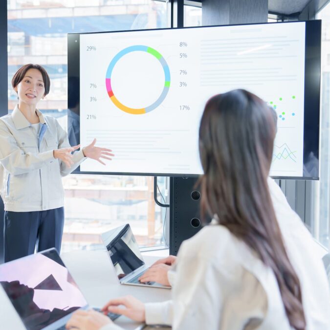 Comment choisir des meubles qui allient design contemporain et fonctionnalit&eacute; pour votre salle de r&eacute;union ? Illzach 1